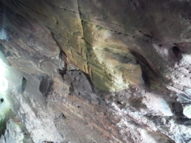 Caiplie caves cross